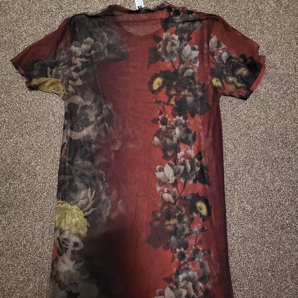 SOLD Gucci mesh top - Picture 3 of 5